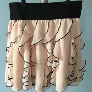 Cute mini pink skirt